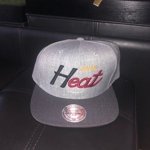 Miami Heat M & S snap back